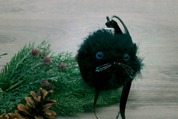 Bombka kotek czarny Ptaszarnia