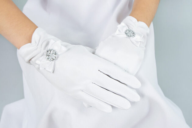 Krótkie rękawiczki z symbolem IHS